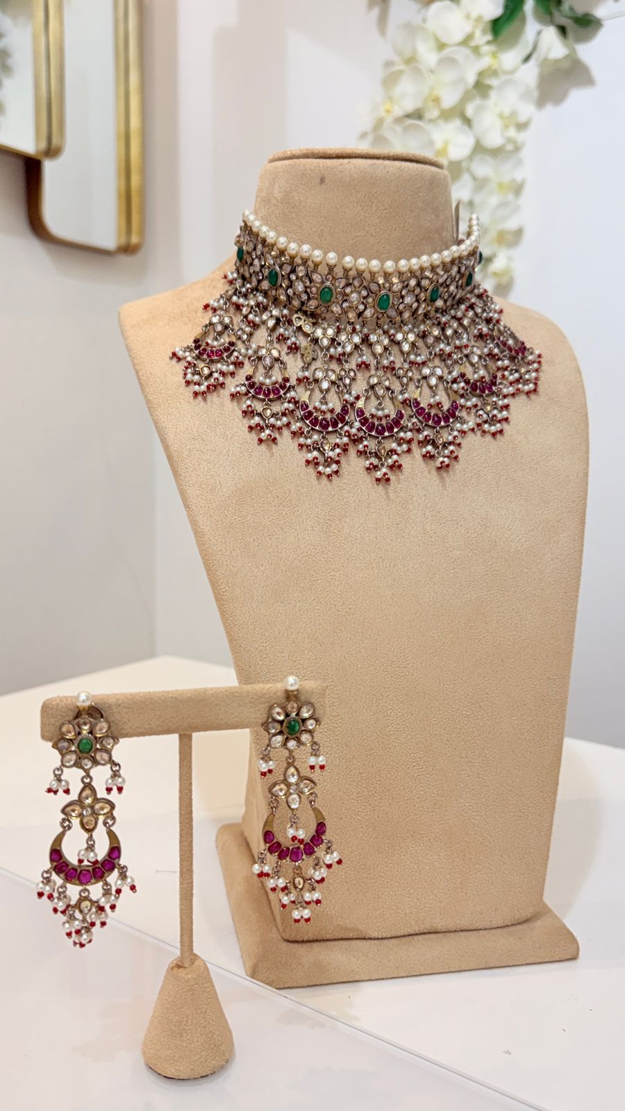 Antique Kundan Choker Necklace Set with Green and Ruby Stone Earrings