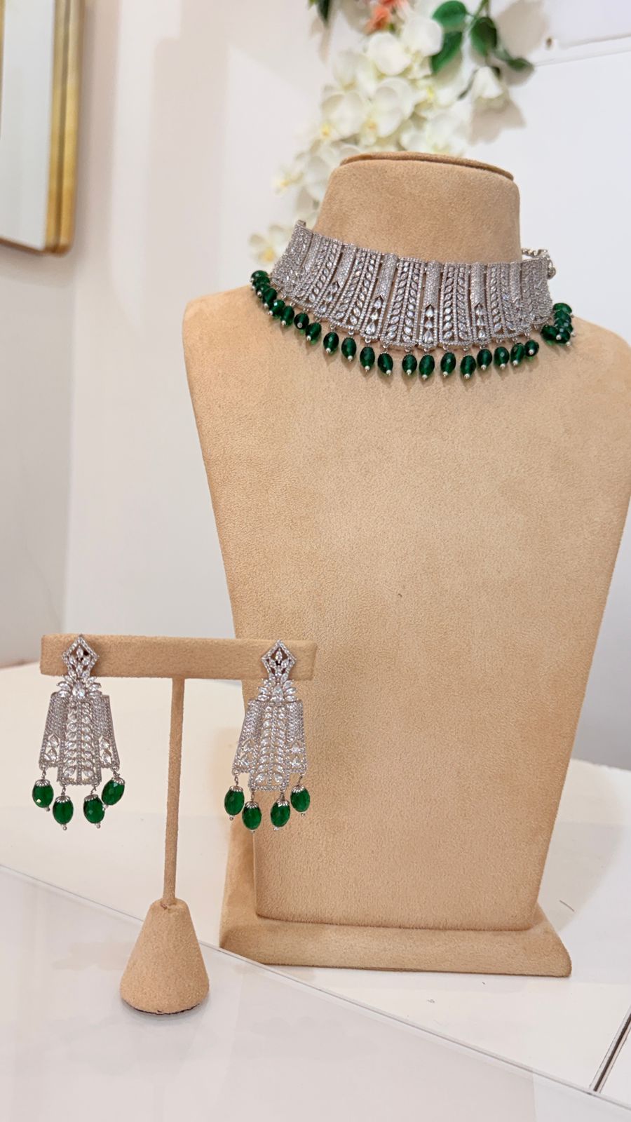 Emerald Green Silver Choker Set with Matching Drop Earrings