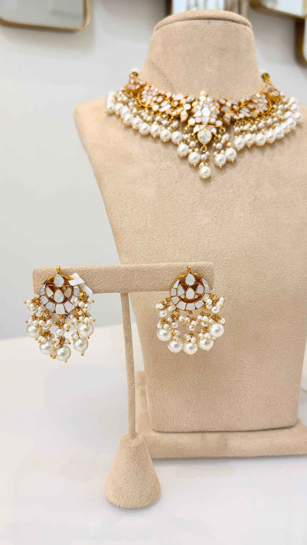 Gold-Tone Floral Kundan Choker Set with Pearl Cluster Earrings