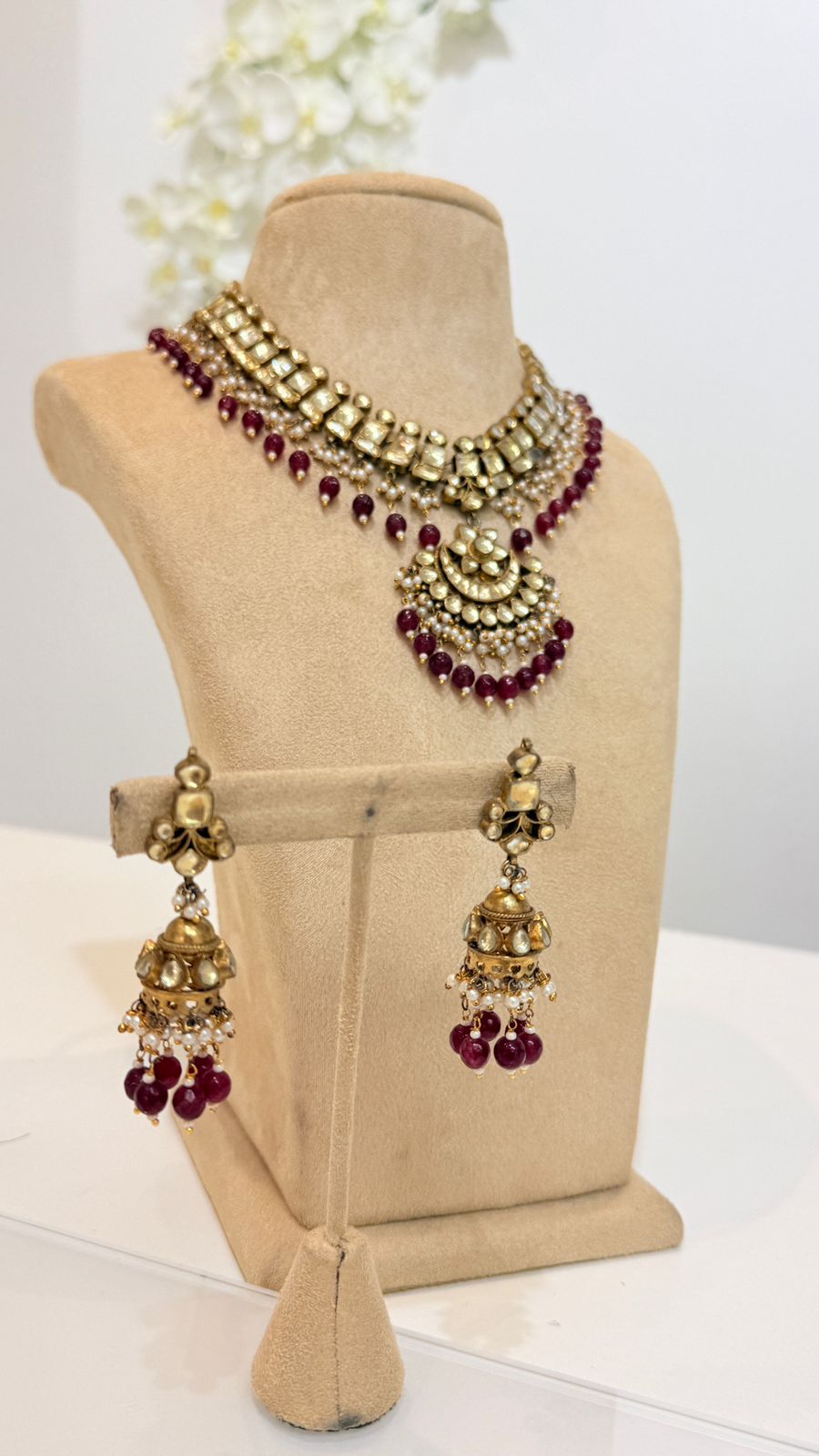 Maroon Bead Antique Gold Kundan Choker Set with Jhumka Earrings