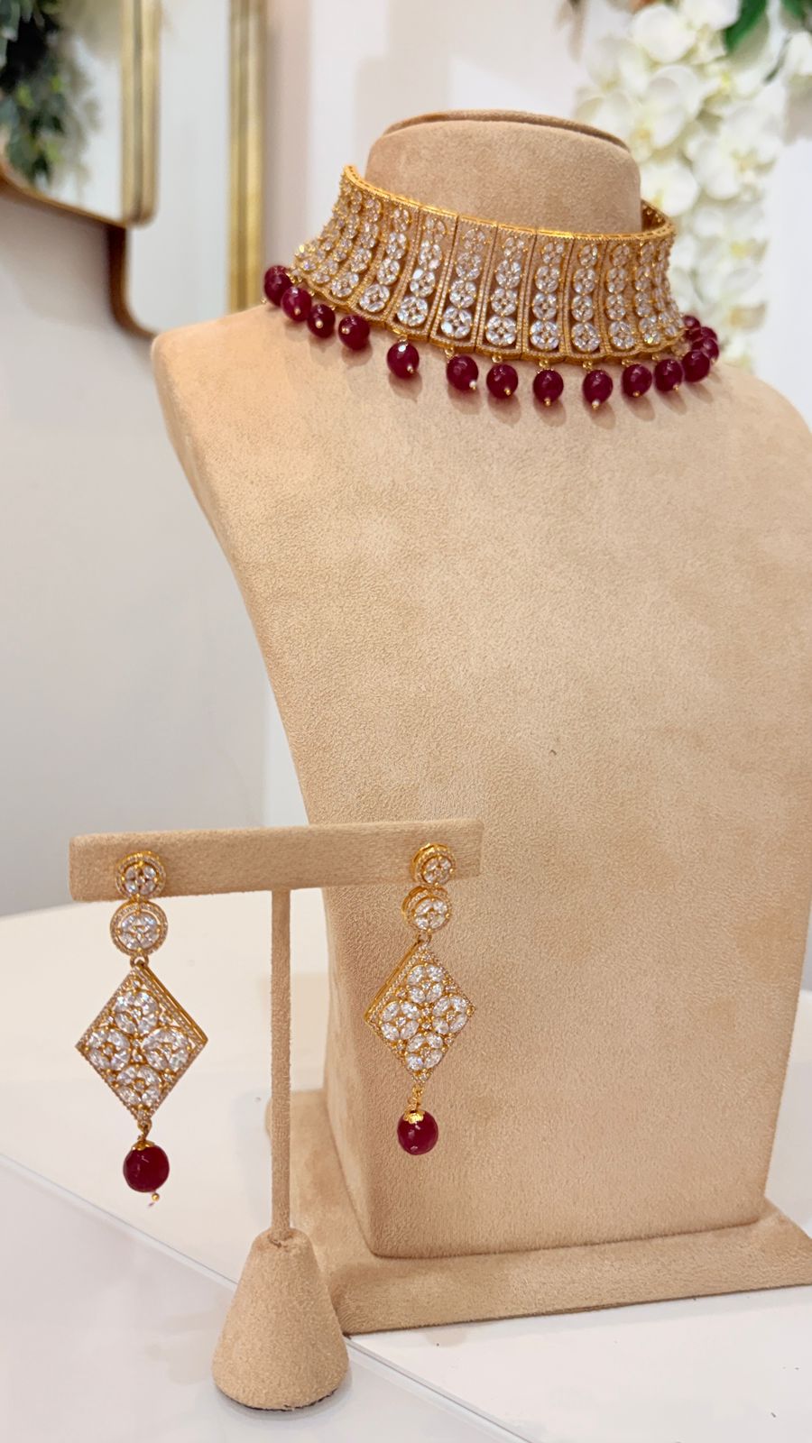 Ruby Bead Gold Crystal Choker Set with Diamond Drop Earrings