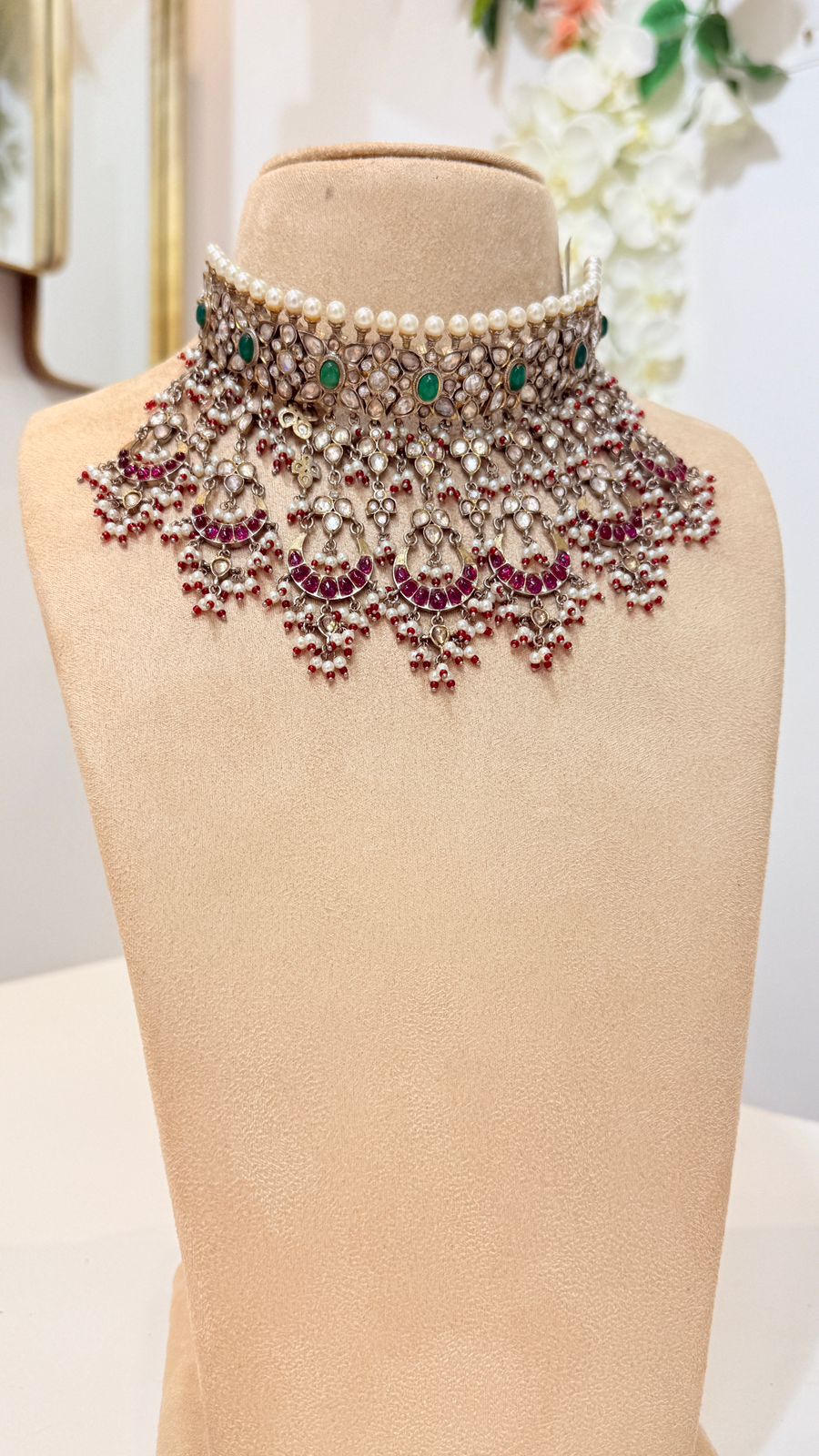 Antique Kundan Choker Necklace Set with Green and Ruby Stone Earrings