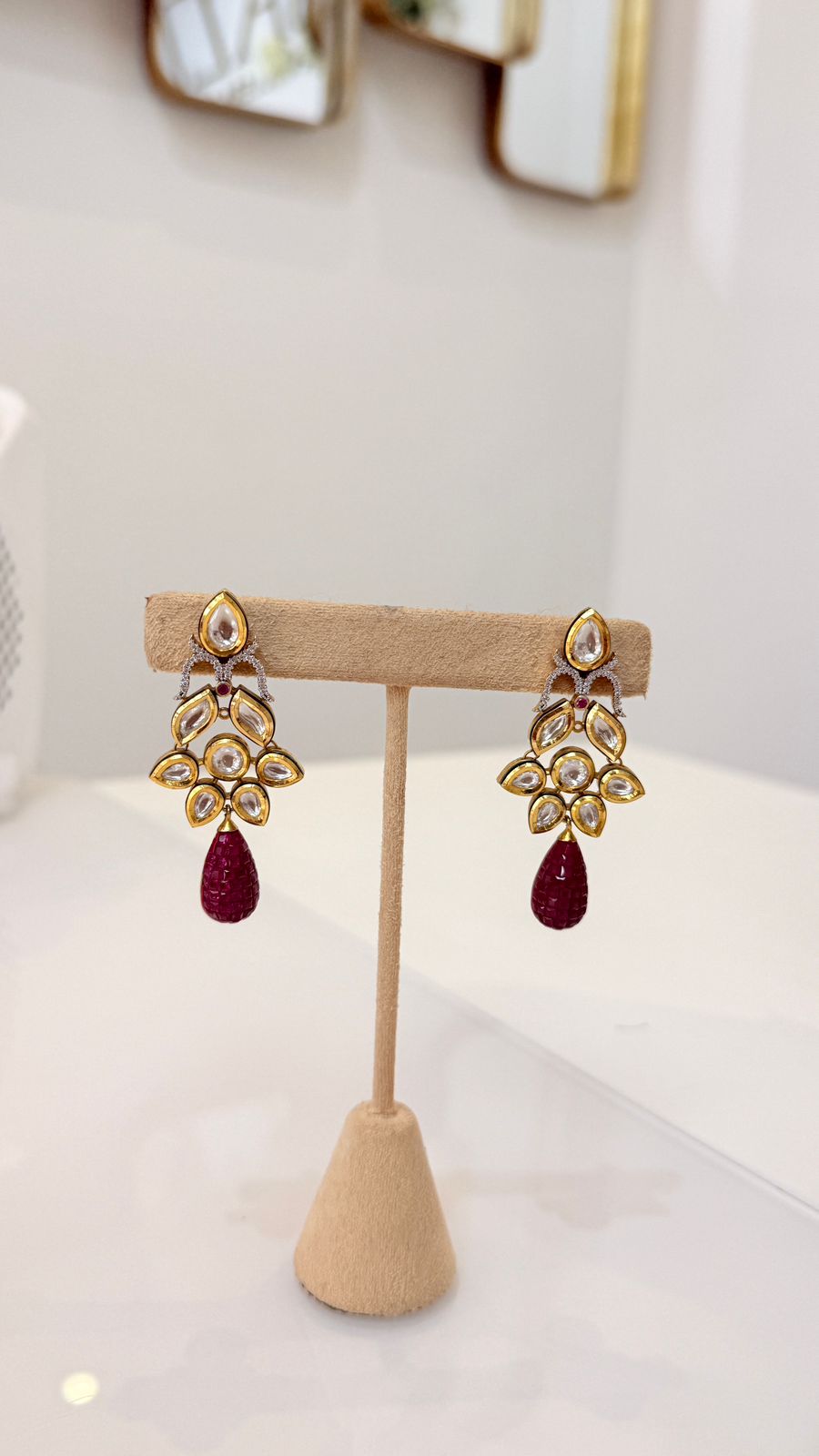Pearl Necklace Set with Magenta Kundan Pendant and Matching Earrings