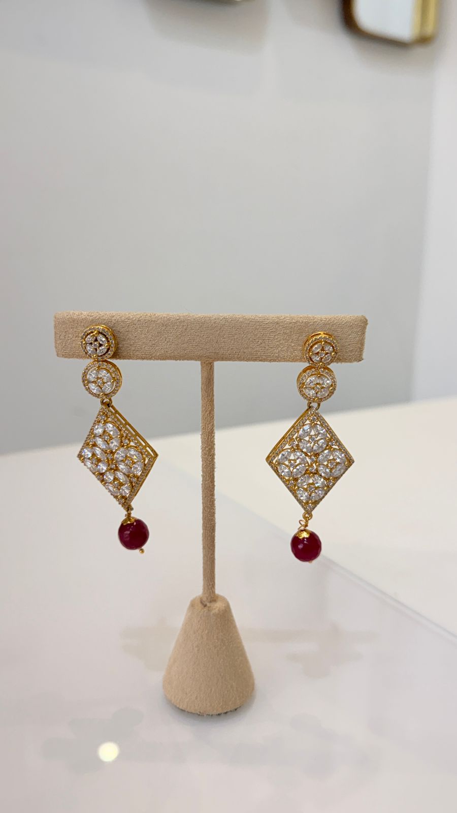 Ruby Bead Gold Crystal Choker Set with Diamond Drop Earrings