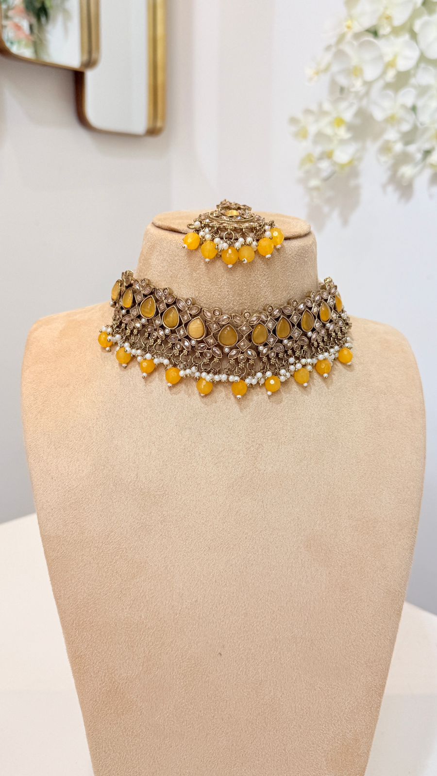 Mustard Yellow Antique Kundan Choker Set with Pearl Drop Earrings