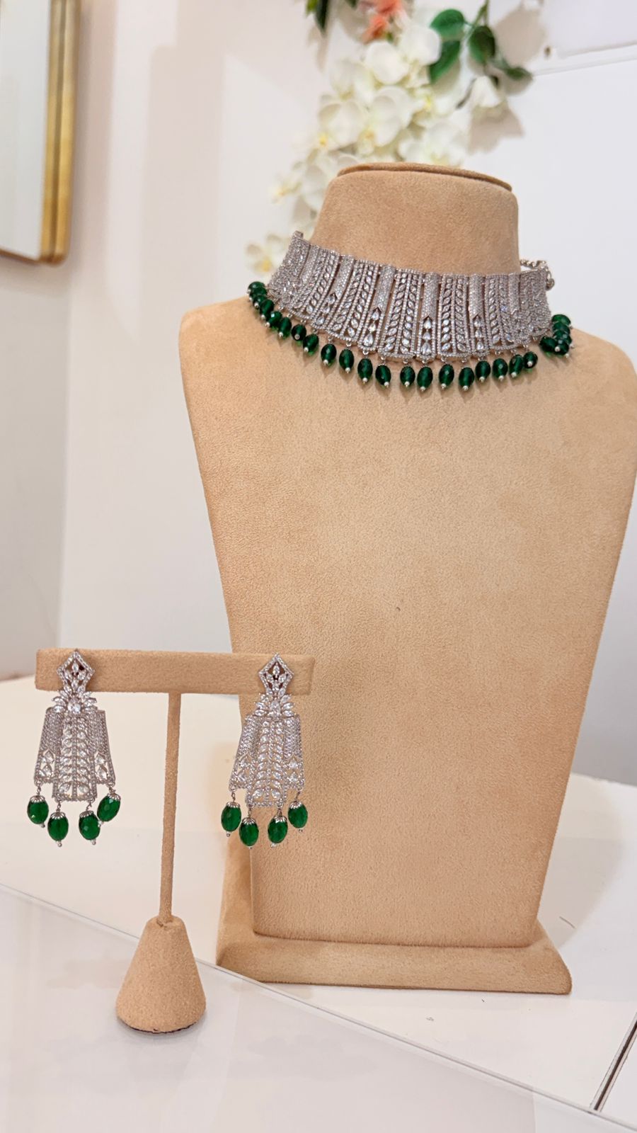 Emerald Green Silver Choker Set with Matching Drop Earrings