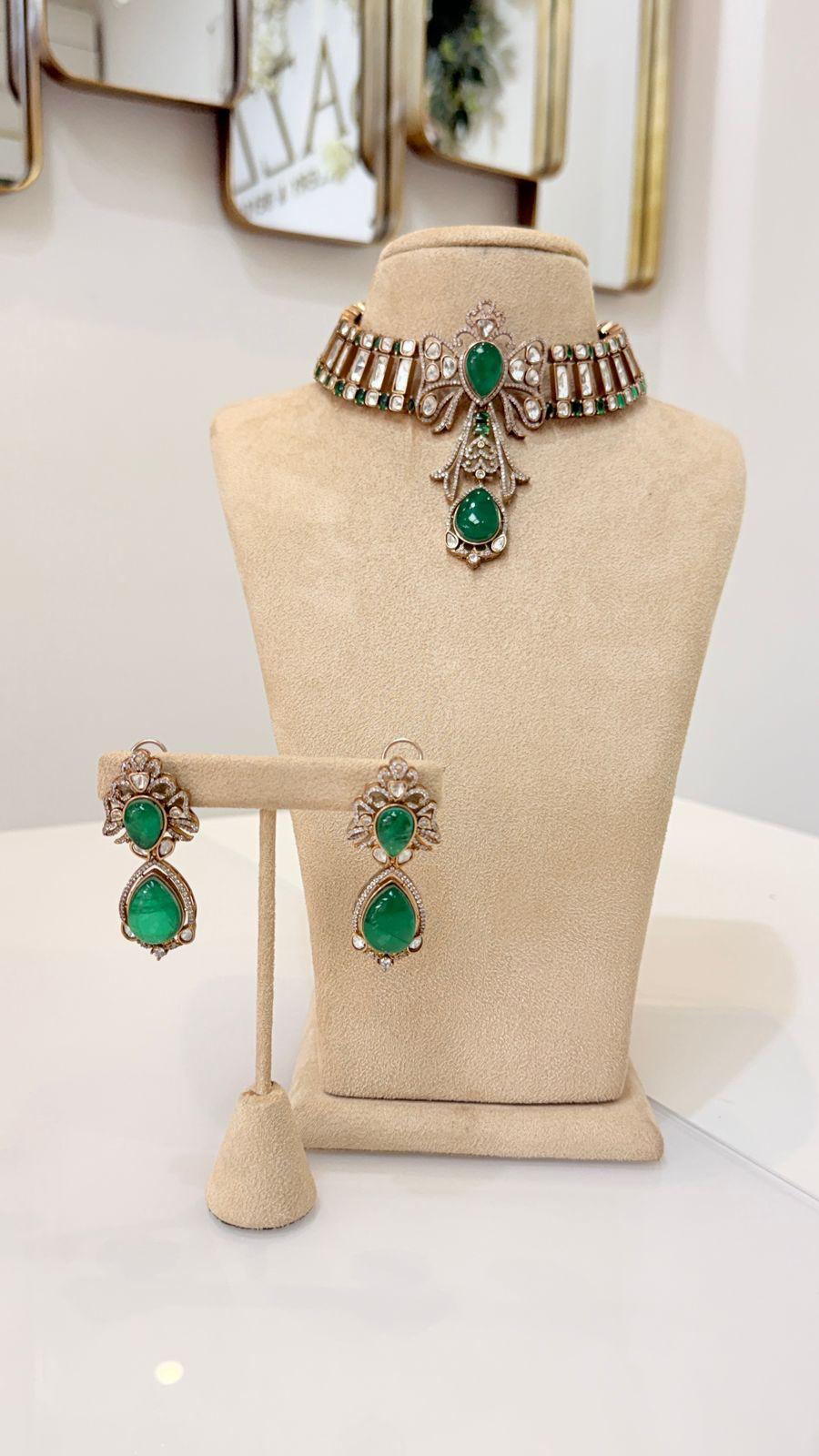 Emerald Green Stone Choker Necklace and Earrings Set