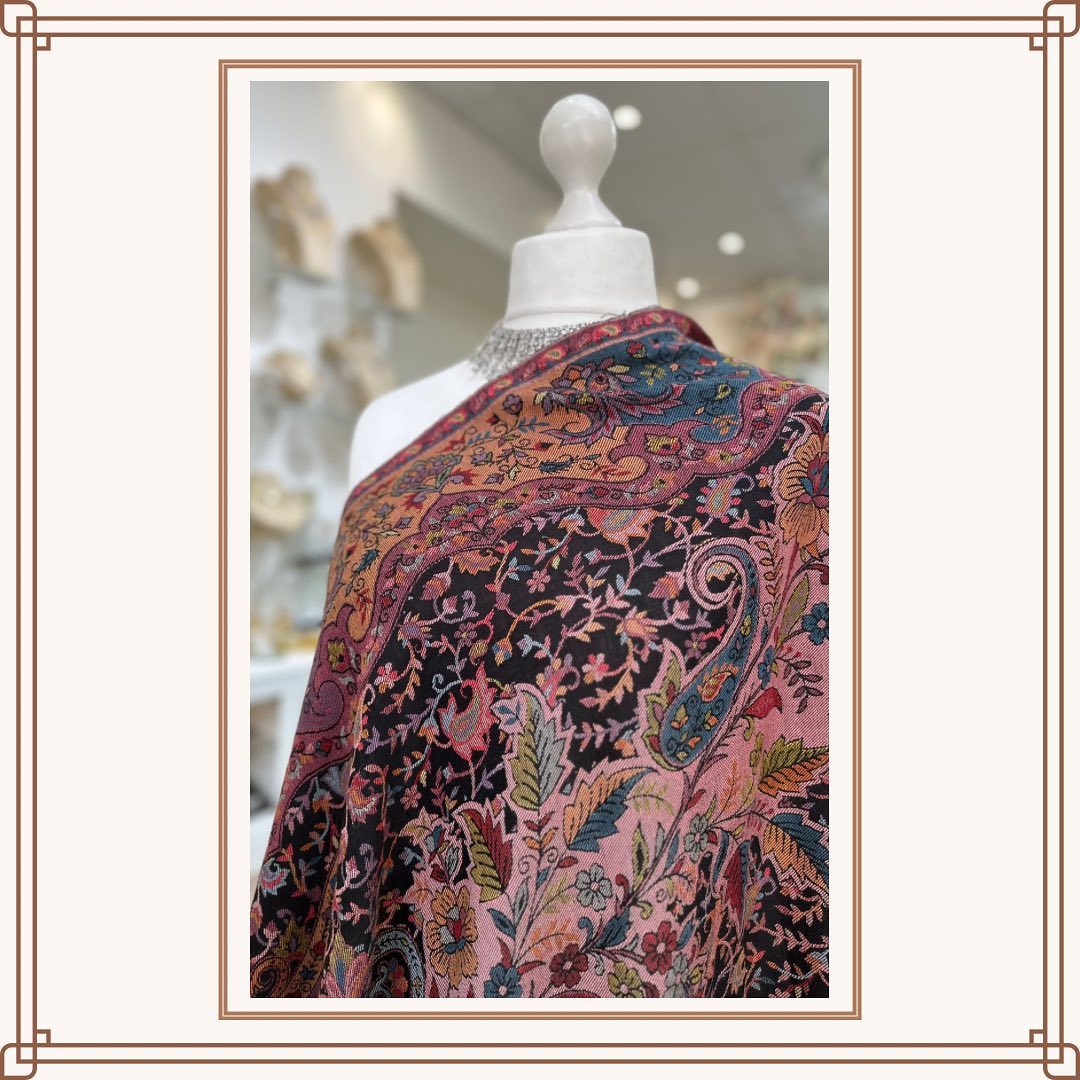 Heritage Kalamkari Print Shawl with Intricate Paisley & Vine Patterns