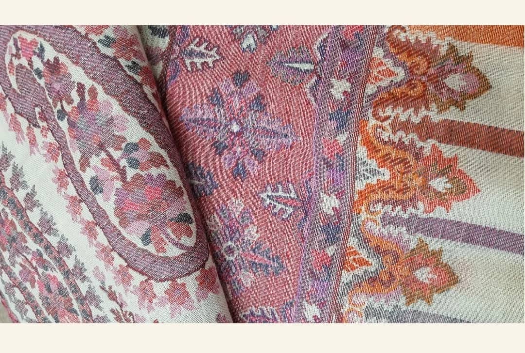 Rose & Gold Traditional Paisley Border Jamawar Shawl