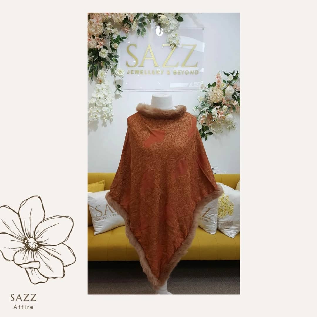 Terracotta Textured Knit Poncho with Matching Faux Fur Trim